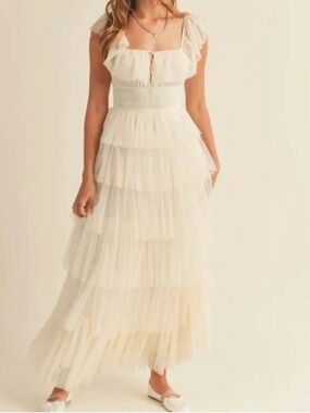 Elegant Cream Ruffle Tiered Tulle Evening Dress